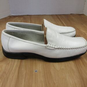 MOOTSIES TOOTSIES 80s 90s White Leather Loafers Womens Sz 8.5 Royal #500077‎ Y2K